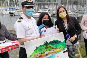 Armada y Educación se unen en concurso de pintura in situ “Colores de Tenglo”