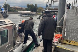 Capitanía de Puerto de Lago Villarrica realizó diversos rescates simultáneos en la bahía Capitanía de Puerto de Lago Villarrica realizó diversos rescates simultáneos en la bahía