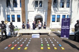 Policía Marítima sacó de circulación 53 kilos de cocaína en Caleta Vitor