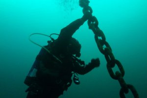 Capitanía de Puerto de Punta Arenas realizó proceso de examinación práctica para buzos básicos en muelle menor