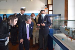 Nueva exposición del Museo Marítimo Nacional destaca los 125 años de amistad entre Chile y Japón