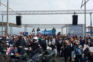 Retiran 350 kilos de basura en playas en Penco y Tomé