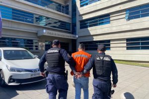 Cuatro personas indocumentadas detenidas en despliegue preventivo de la Policía Marítima en el Puerto de San Antonio