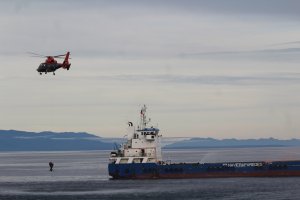 Quinta Zona Naval efectuó en tiempo real simulacro de emergencias múltiples marítimas en la bahía de Puerto Montt