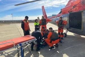 Grupo aeronaval sur rescató a tripulante en el canal Magdalena