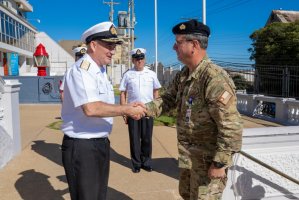 Jefe del Estado Mayor Conjunto se actualizó sobre los avances del Servicio Hidrográfico y Oceanográfico de la Armada