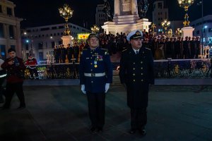 Cuerpo de Bomberos de Valparaíso rindió homenaje las Glorias Navales