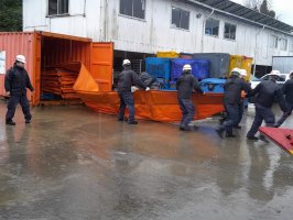 Capitanía de Puerto de Corral realiza ejercicio de combate a la contaminación Capitanía de Puerto de Corral realiza ejercicio de combate a la contaminación