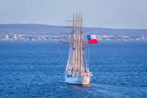 Buque Escuela "Esmeralda" arriba a Punta Arenas en su 68° viaje de instrucción Buque Escuela "Esmeralda" arriba a Punta Arenas en su 68° viaje de instrucción