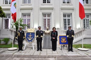 Comandante en Jefe (S.) de la Armada participa en ceremonia conmemorativa del Combate Naval de Angamos Comandante en Jefe (S.) de la Armada participa en ceremonia conmemorativa del Combate Naval de Angamos