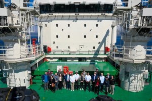 Presidente del Comité Oceanográfico Nacional invitó a sus integrantes a conocer el Rompehielos “Almirante Viel” Presidente del Comité Oceanográfico Nacional invitó a sus integrantes a conocer el Rompehielos “Almirante Viel”