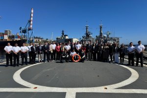 Visita de la Academia Diplomática a la Escuadra Nacional Visita de la Academia Diplomática a la Escuadra Nacional