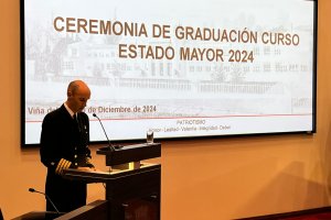 Academia de Guerra Naval graduó una nueva promoción de Oficiales especialistas en Estado Mayor
