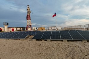 Eficiencia energética: Faro Limar implementa paneles solares y disminuye consumo de electricidad