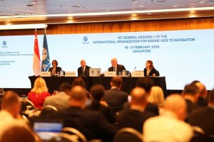 Chile integra el Consejo General de la IALA en histórica asamblea Chile integra el Consejo General de la IALA en histórica asamblea