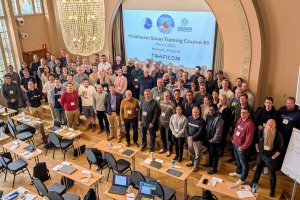 Delegación del SHOA participó en curso internacional sobre tecnología multihaz en Finlandia Delegación del SHOA participó en curso internacional sobre tecnología multihaz en Finlandia