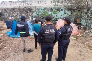Policía Marítima y Municipalidad de Valparaíso recuperan espacios públicos en el borde costero Policía Marítima y Municipalidad de Valparaíso recuperan espacios públicos en el borde costero
