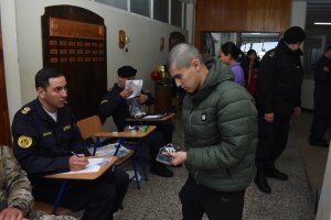 Armada de Chile da la bienvenida a casi 200 jóvenes que inician su Servicio Militar