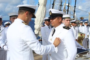 Buque Escuela (BE) “Esmeralda” conmemora el Día de las Glorias Navales