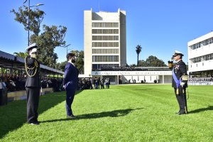  Almirante Fernando Cabrera asume la Comandancia en Jefe de la Armada