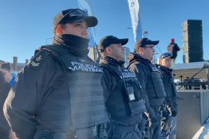 Armada de Chile resguardó a participantes del “Chapuzón del Estrecho 2025” Armada de Chile resguardó a participantes del “Chapuzón del Estrecho 2025”