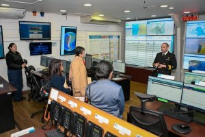 SHOA y Subsecretaria Adjunta del DENR de Filipinas comparten experiencias en el marco de la reducción del riesgo de desastres