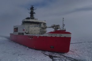 Con énfasis en hidrografía y apoyo logístico, el Rompehielos AGB-46 "Almirante Viel" despliega su primera operación de invierno