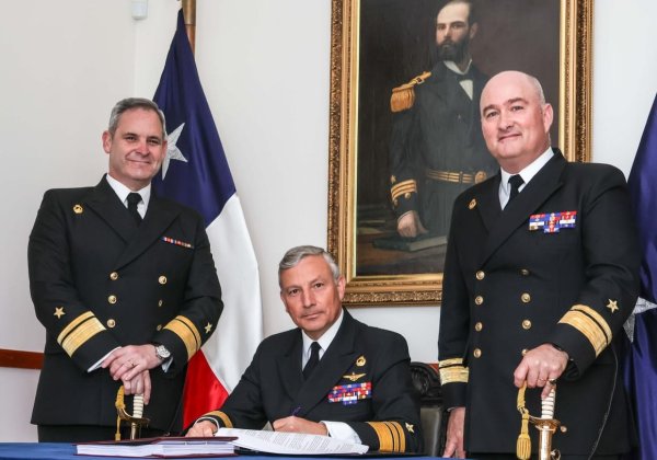 Cambio de Mando de la Segunda Zona Naval y la Jefatura de Defensa Nacional para las provincias de Arauco y Biobío