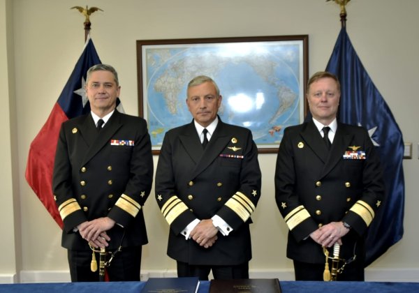 Contraalmirante Daniel Muñoz asume como Comandante de Operaciones Navales