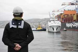 Buque científico ARC “Simón Bolívar” recaló a Valparaíso