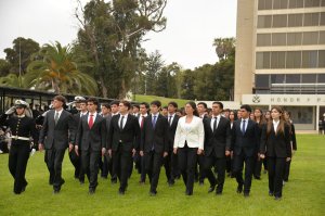 Escuela Naval da la bienvenida a los nuevos reclutas