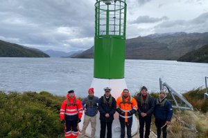 Equipos de Innovación de la Armada realizan visita técnica en Angostura Kirke