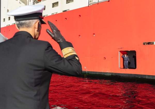 Con éxito concluye el primer Crucero Cimar Antártico a bordo del Rompehielos “Almirante Viel”
