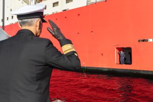 Con éxito concluye el primer Crucero Cimar Antártico a bordo del Rompehielos “Almirante Viel”