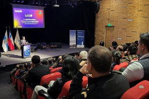 Centro de Estudios Estratégicos de la Armada de Chile y Duoc UC organizan la quinta versión del seminario “Summit IA Aplicada”