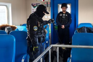 Autoridad Marítima realizó operativo de fiscalización a bordo de ferry de conectividad en Bahía Chilota